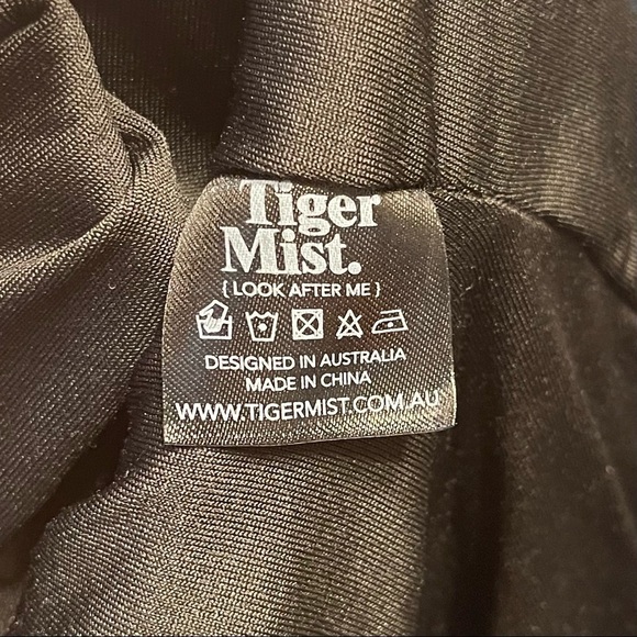 Tiger Mist Black Hazel Front Tie Ribbed Bodysuit Women's XS NWT - Picture 14 of 14